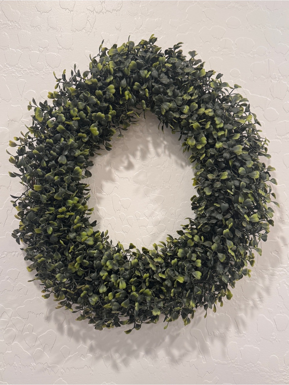 15” Faux Artificial Boxwood Green Wreath r